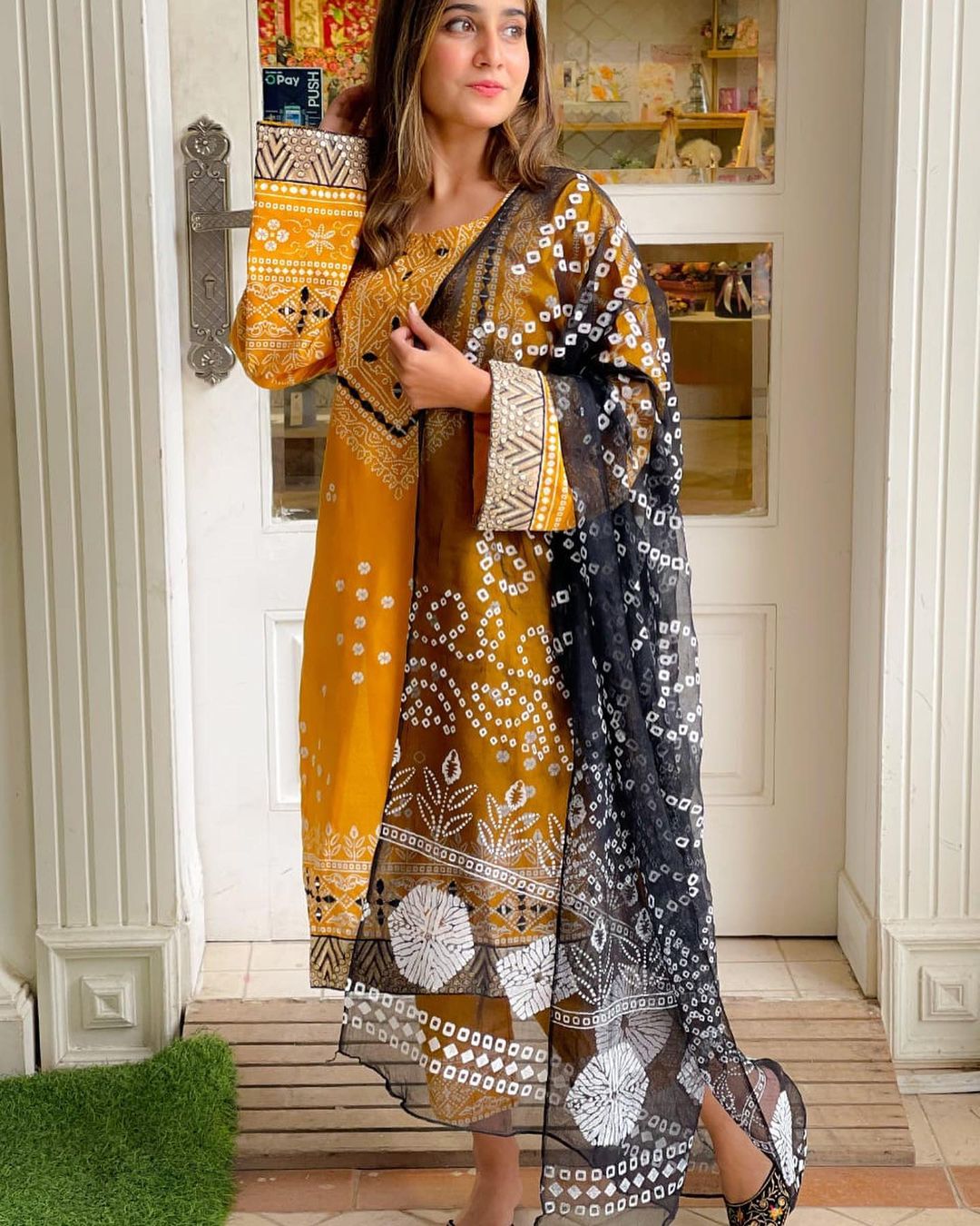 3 Pcs Women's Stitched Katan Silk Printed Suit