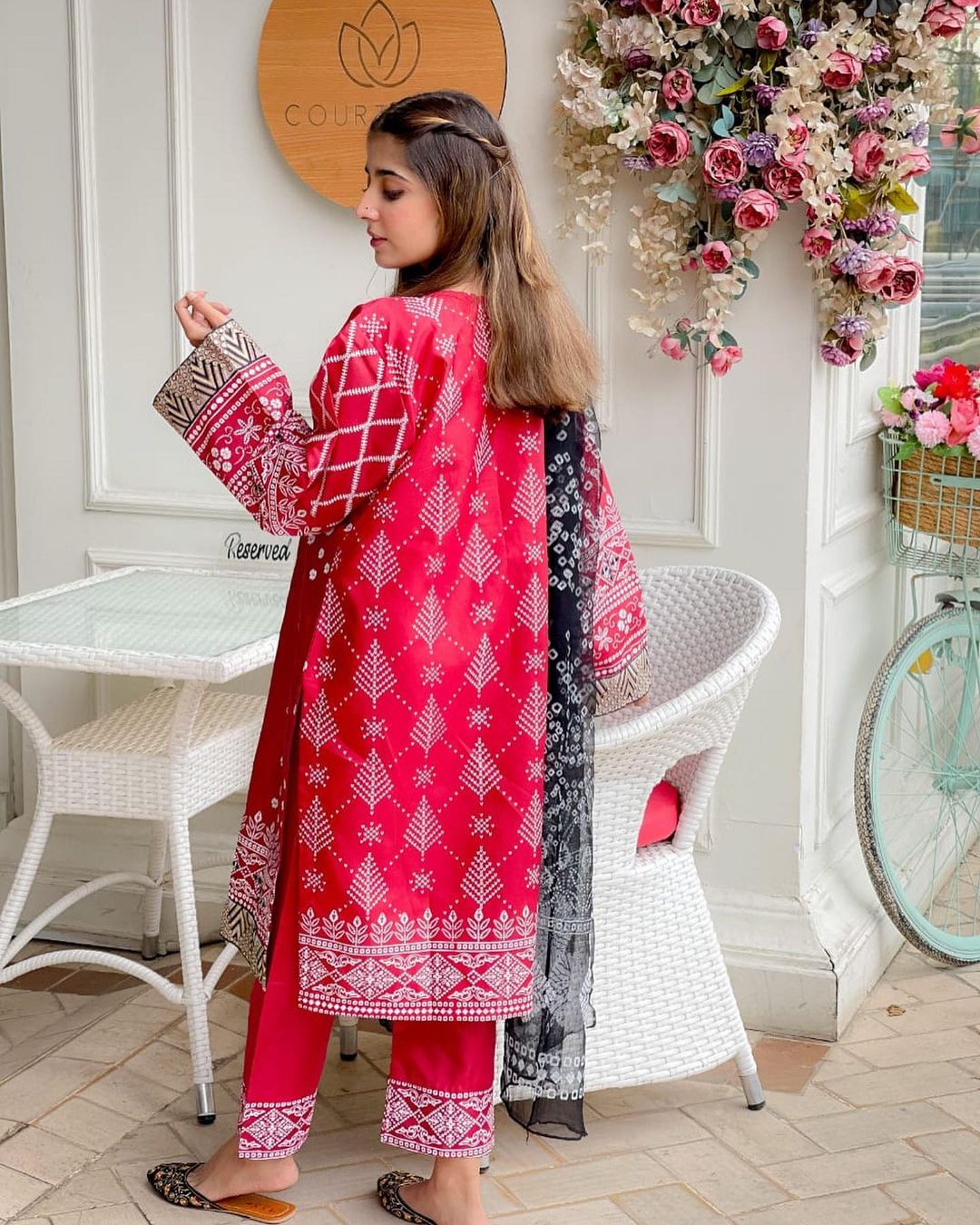 3 Pcs Women's Stitched Katan Silk Printed Suit