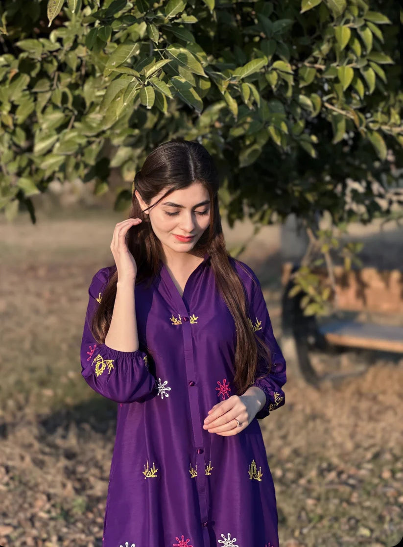 2 Pcs Women's Stitched Linen Embroidered Suit