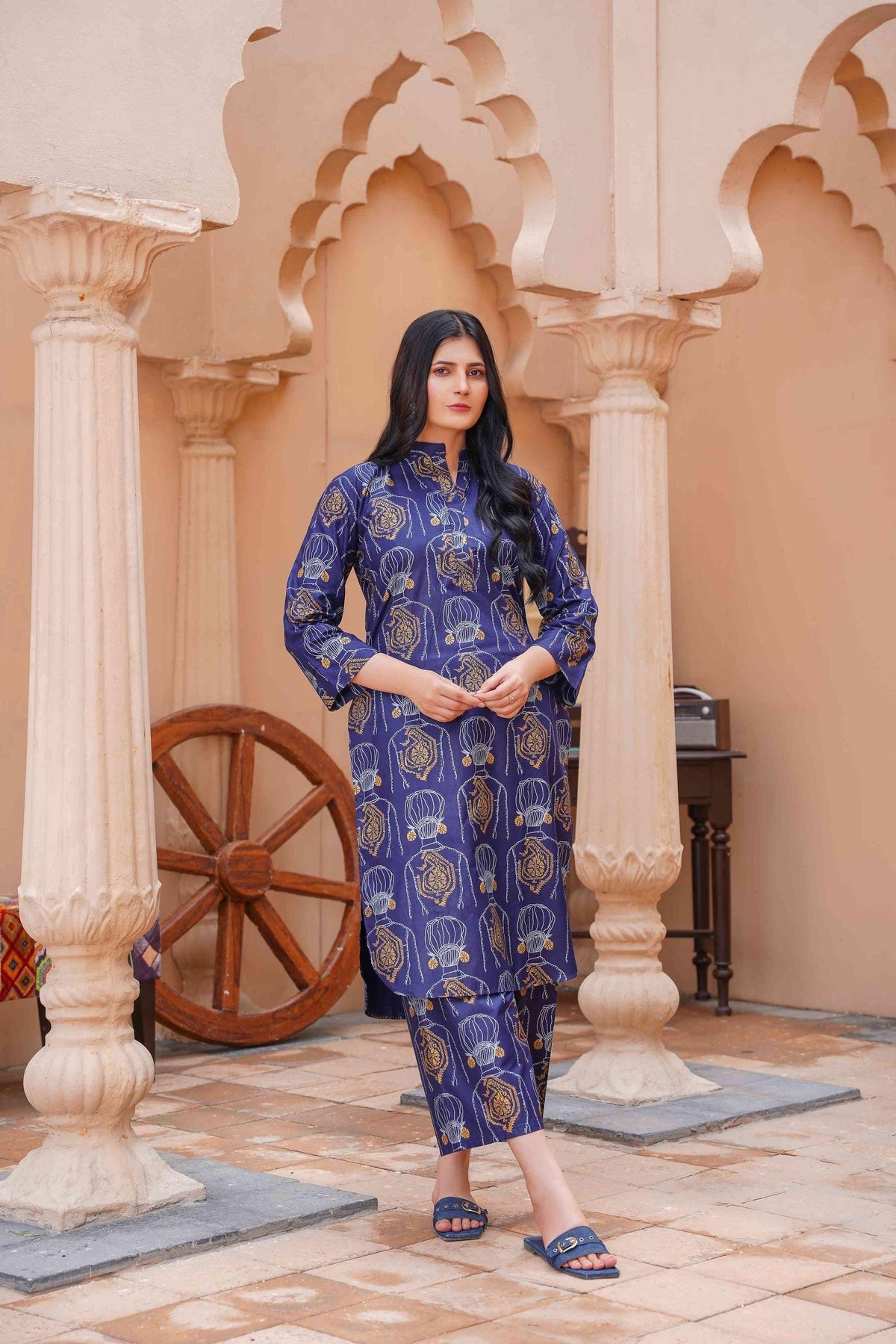 2 Pcs Women's Stitched Linen Block Printed Shirt and Trouser