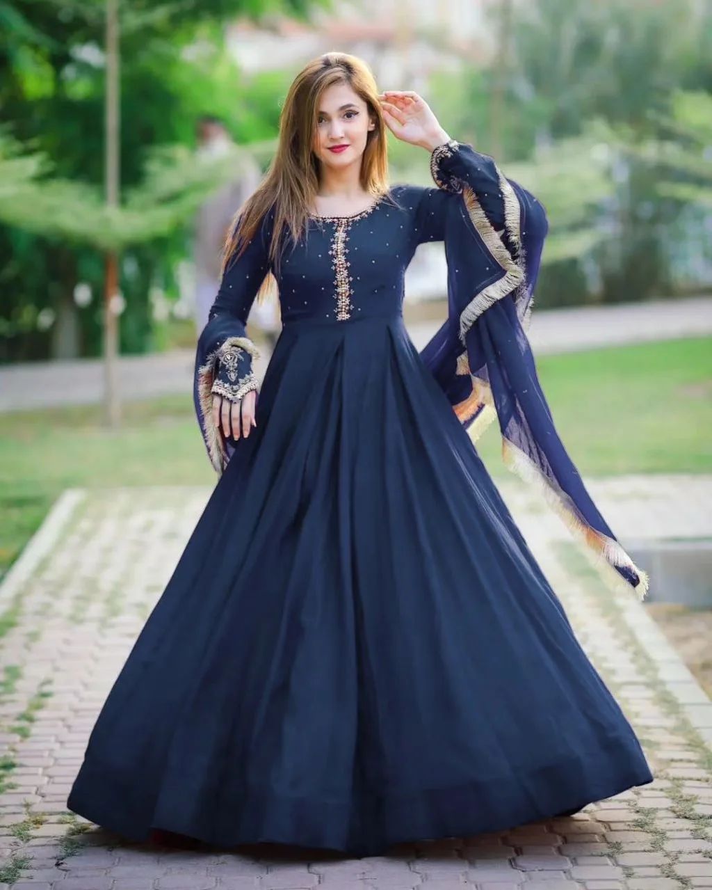 Kaya Work Embroidered Maxi โ 3 Pcs