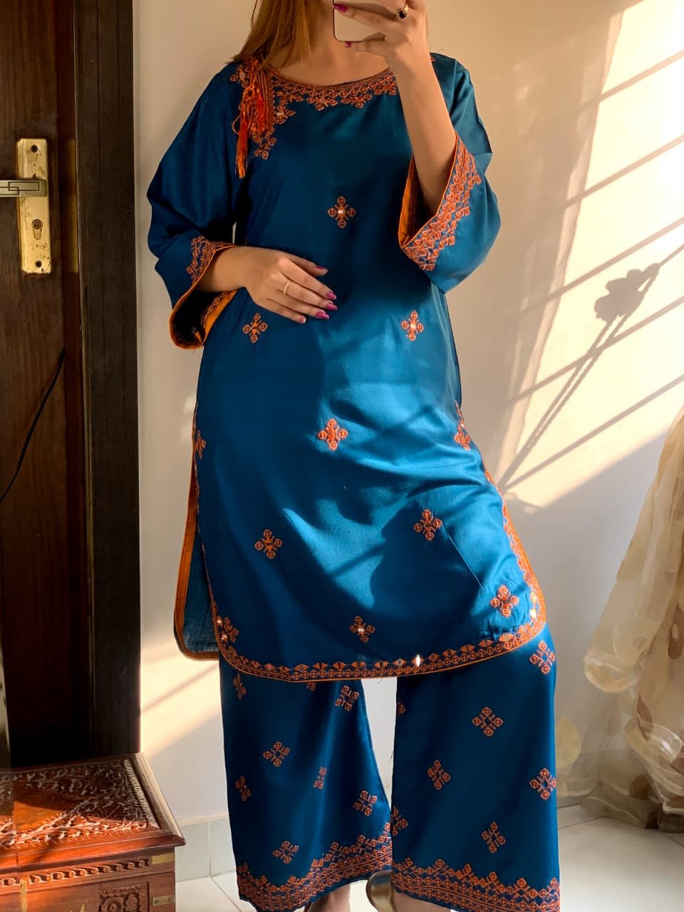 2 Pcs Women's Stitched Linen Embroidered Shirt and Trouser