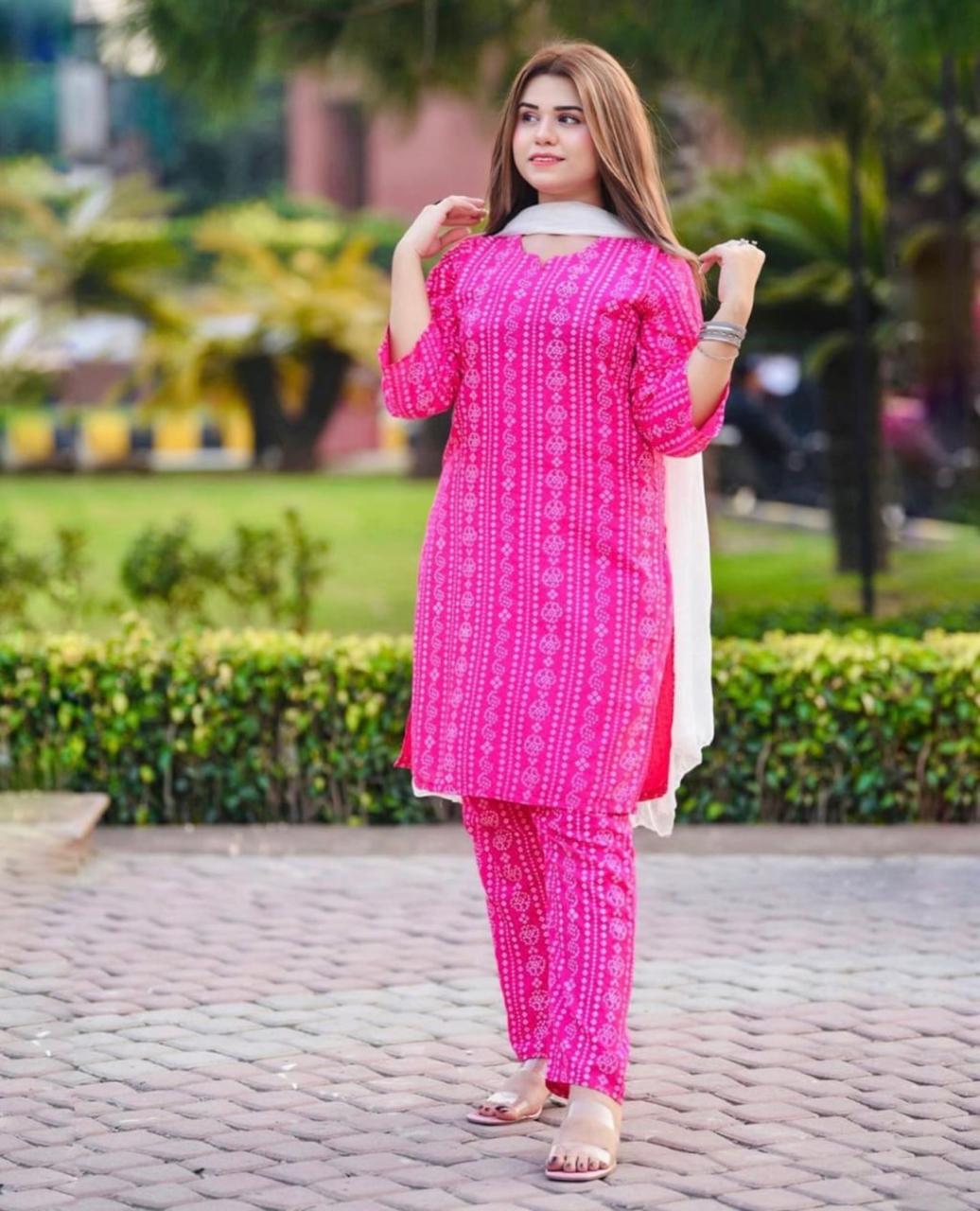 2 Pcs Women's Stitched Lawn Chunri Printed Suit