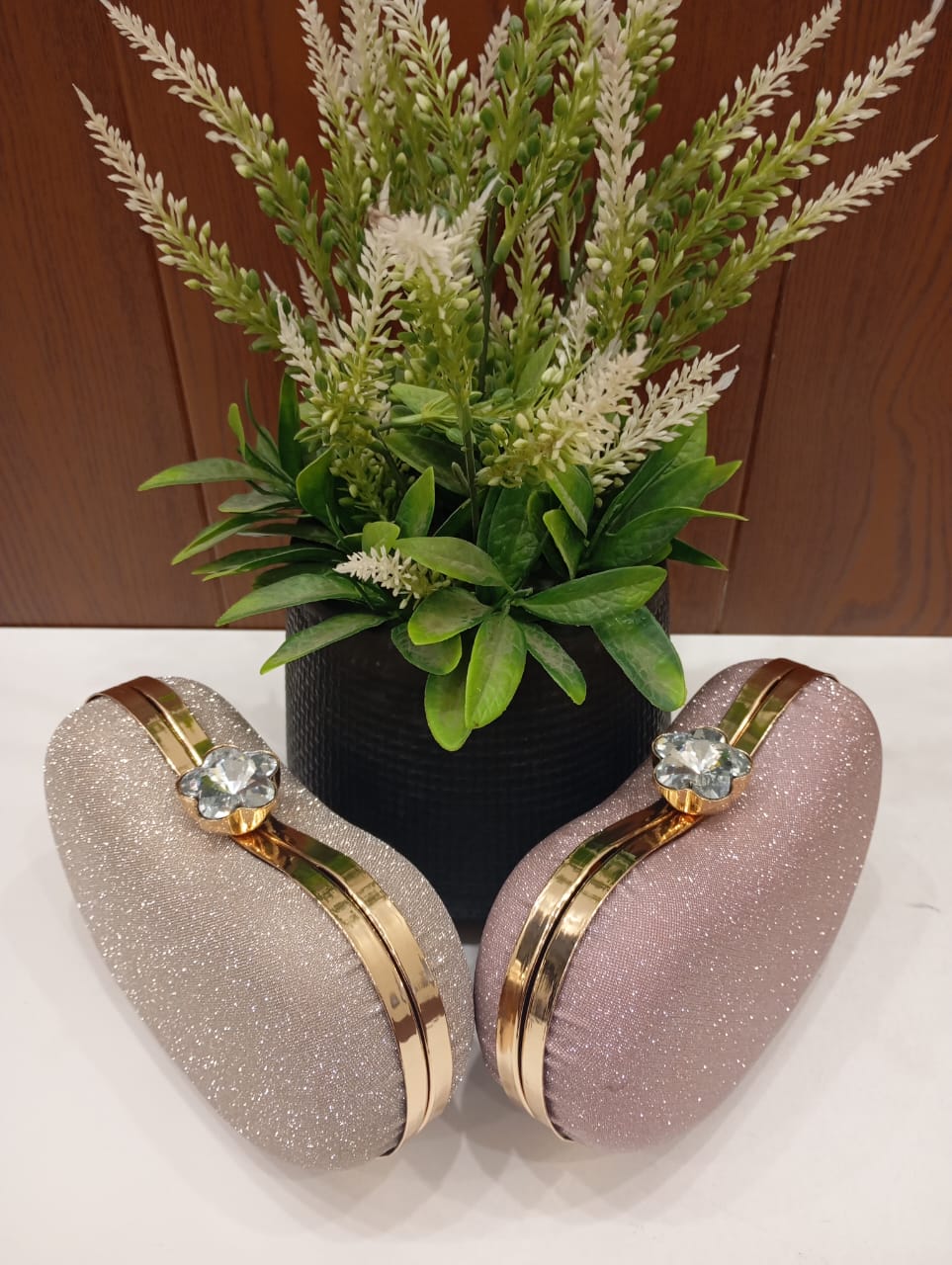 Big Size Clutch
