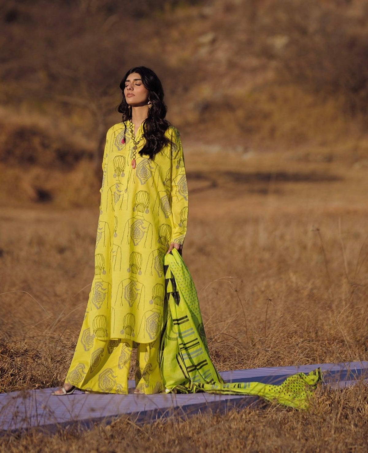 2 Pcs Women's Stitched Linen Block Printed Shirt and Trouser