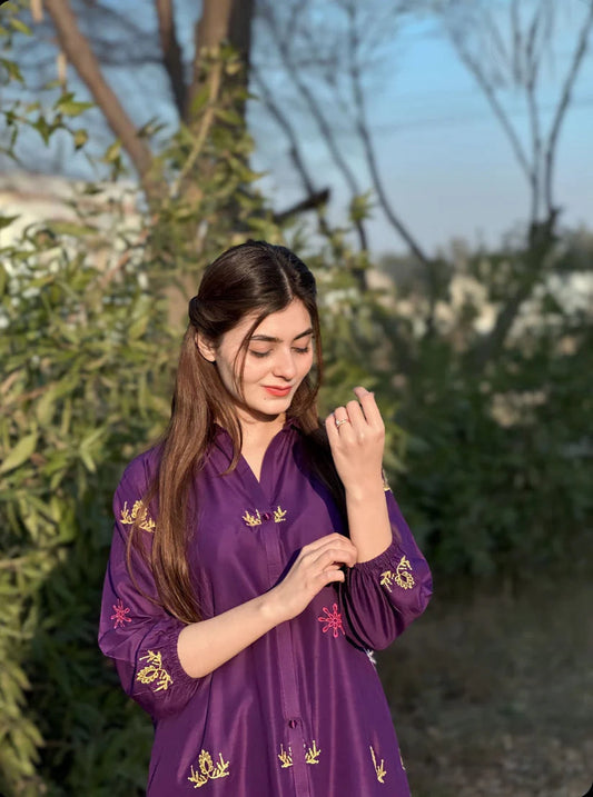 2 Pcs Women's Stitched Linen Embroidered Suit