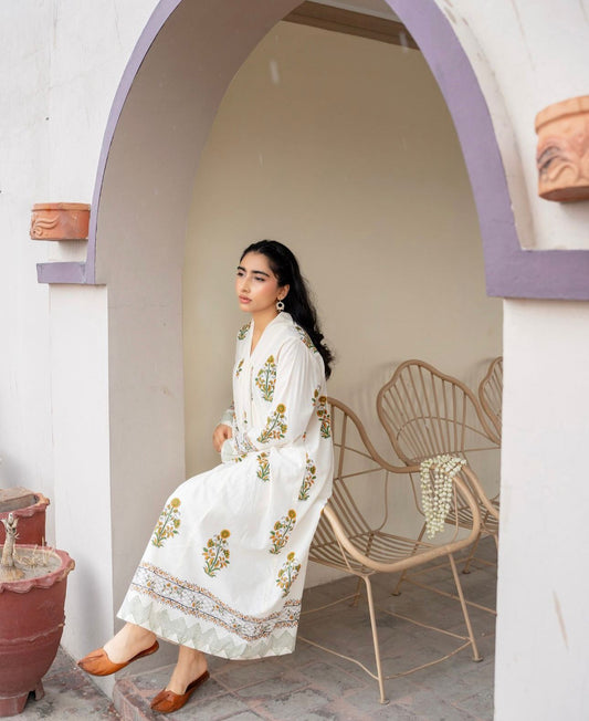 3 Pcs Women's Stitched Katan Silk Block Printed Maxi Suit