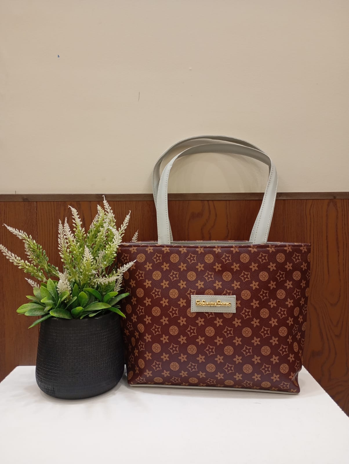 Stylish Tote Bags