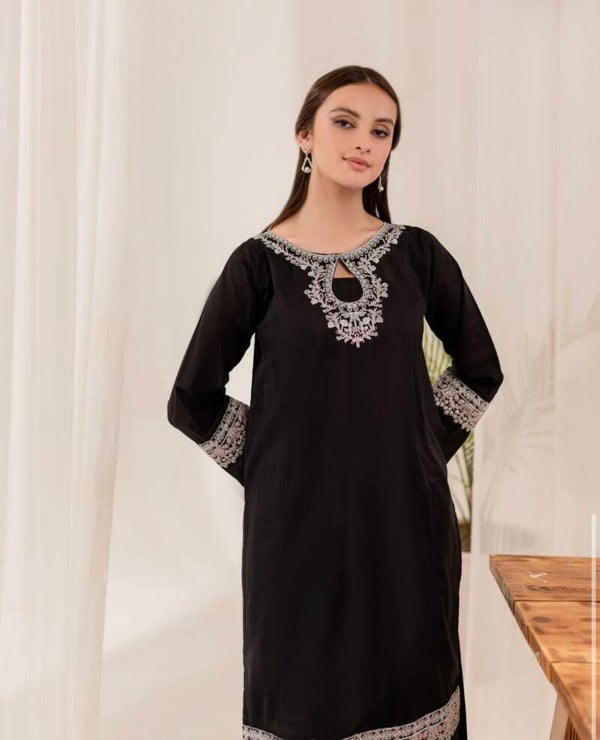 Tilla Work Embroidered Kurta & Trouser Set
