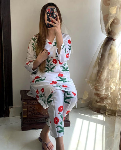 2 Pcs Women's Stitched Linen Printed Shirt and Trouser