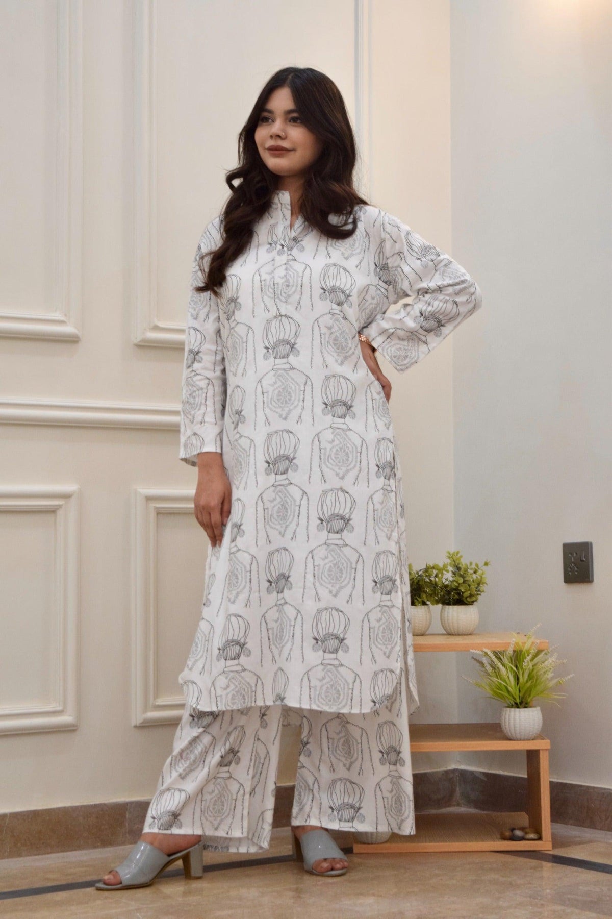 2 Pcs Women's Stitched Linen Block Printed Shirt and Trouser